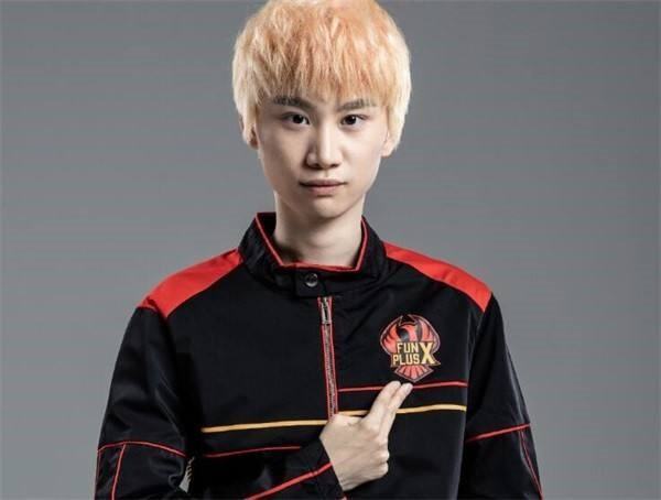 doinb在哪直来自播?