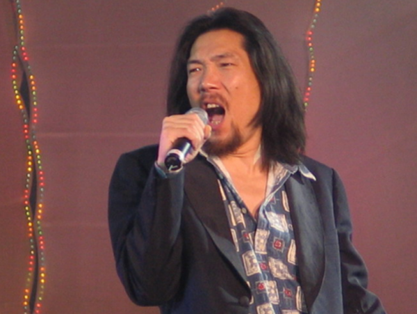 心事向谁说是什么尽歌曲