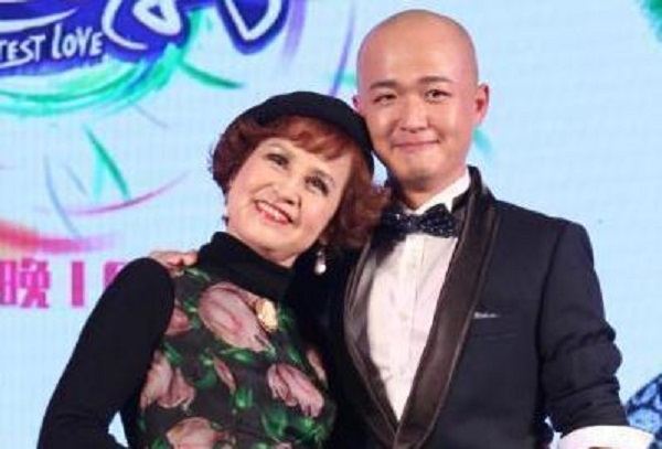 包贝来自尔是混血儿吗