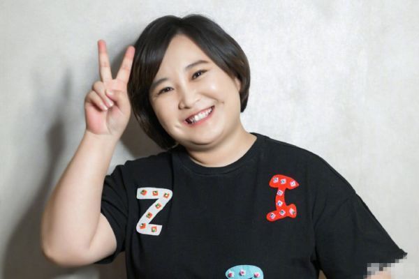 贾玲的妈妈是谁 贾玲的喜垂适母亲怎么了