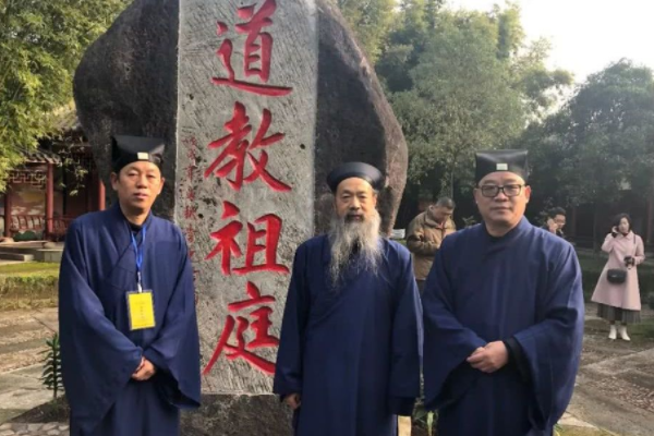 龙来自虎山最厉害的道长是谁？