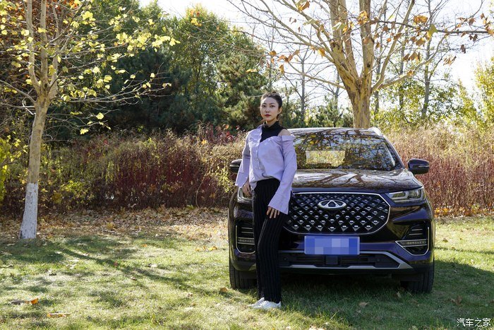 共享美好时光，媳妇来当车模记录下与瑞虎8PLUS的甜蜜瞬间