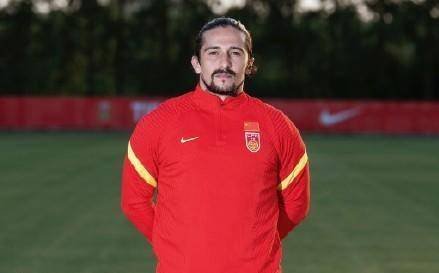 为何洛国富成了过街老鼠？