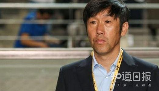 高洪波宣布辞职，央主持人说高洪波