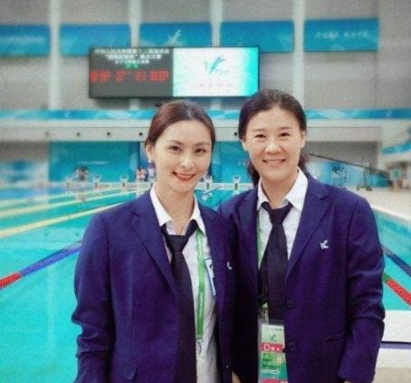 跳水女神饶琅,颜值爆表,39岁上相亲节目失败,那现在还是单身吗?