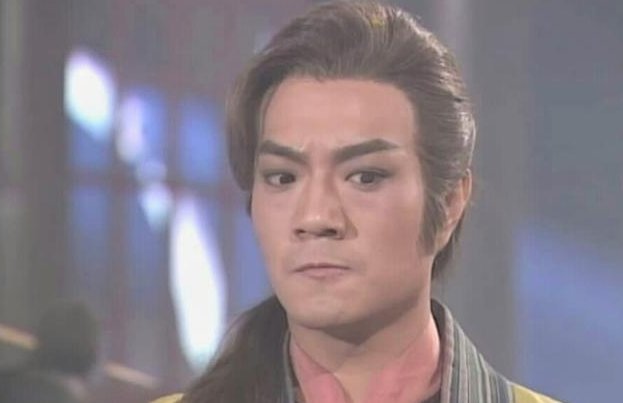 神雕侠侣里的霍都和忽必烈是什么关系？看样子应该是亲戚，忽必烈是不是霍都的长辈啊？